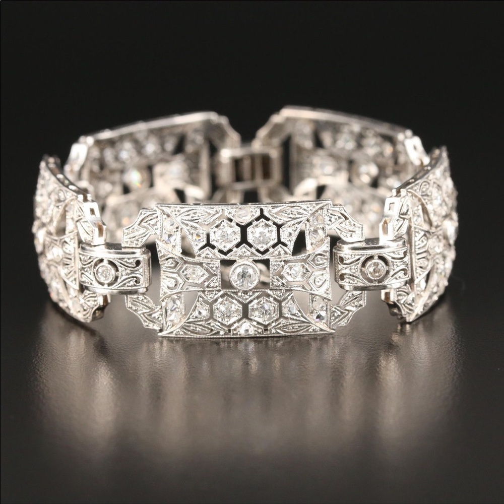 Antique Edwardian Era platinum & diamond bracelet.